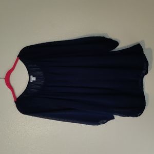 Old Navy plus size 3x blouse, navy blue with textured flower-like dots.